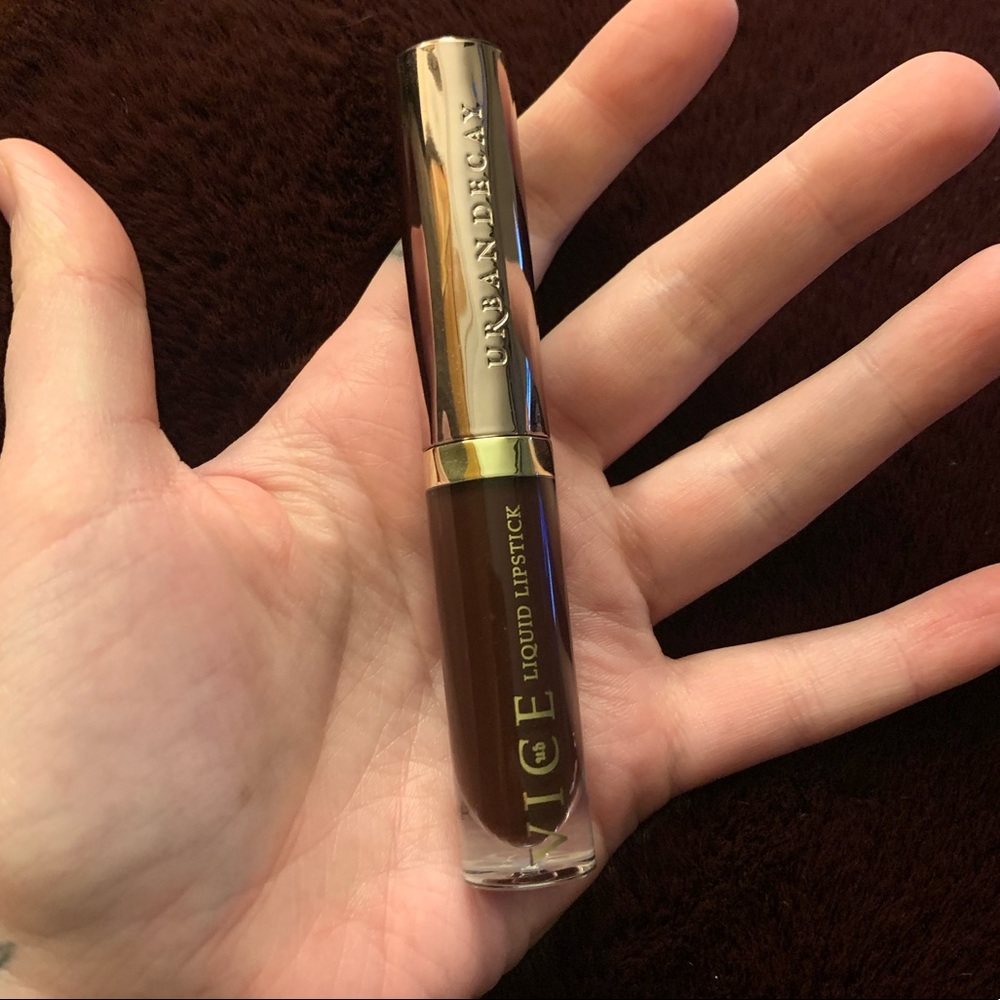 Urban Decay lipstick
